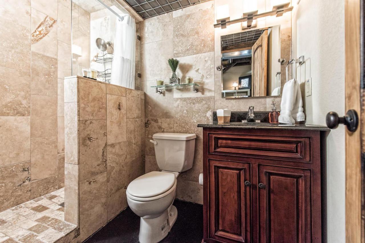 1700 South 2Nd Aparthotel Уако Екстериор снимка